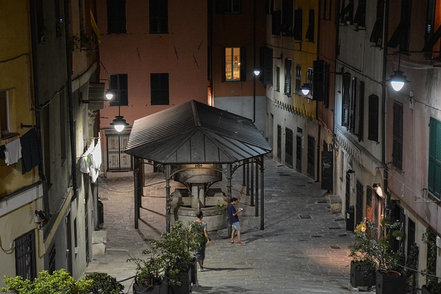 Genoa Food Market and old Shops Food Tour